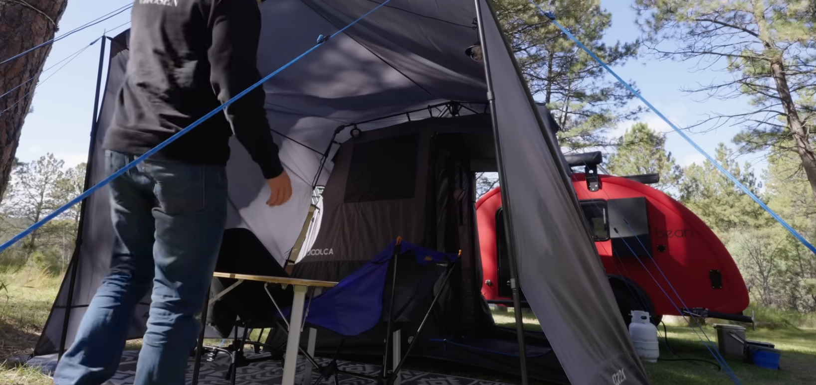 Playing with sticks ensuite triple screenshot